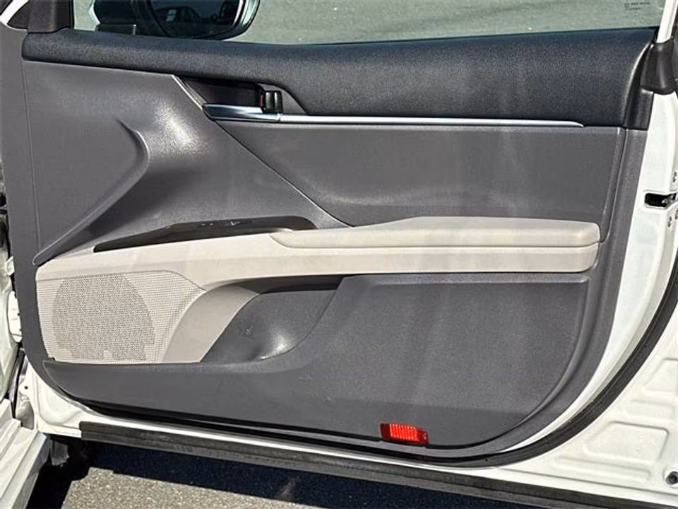 Toyota Camry 2023