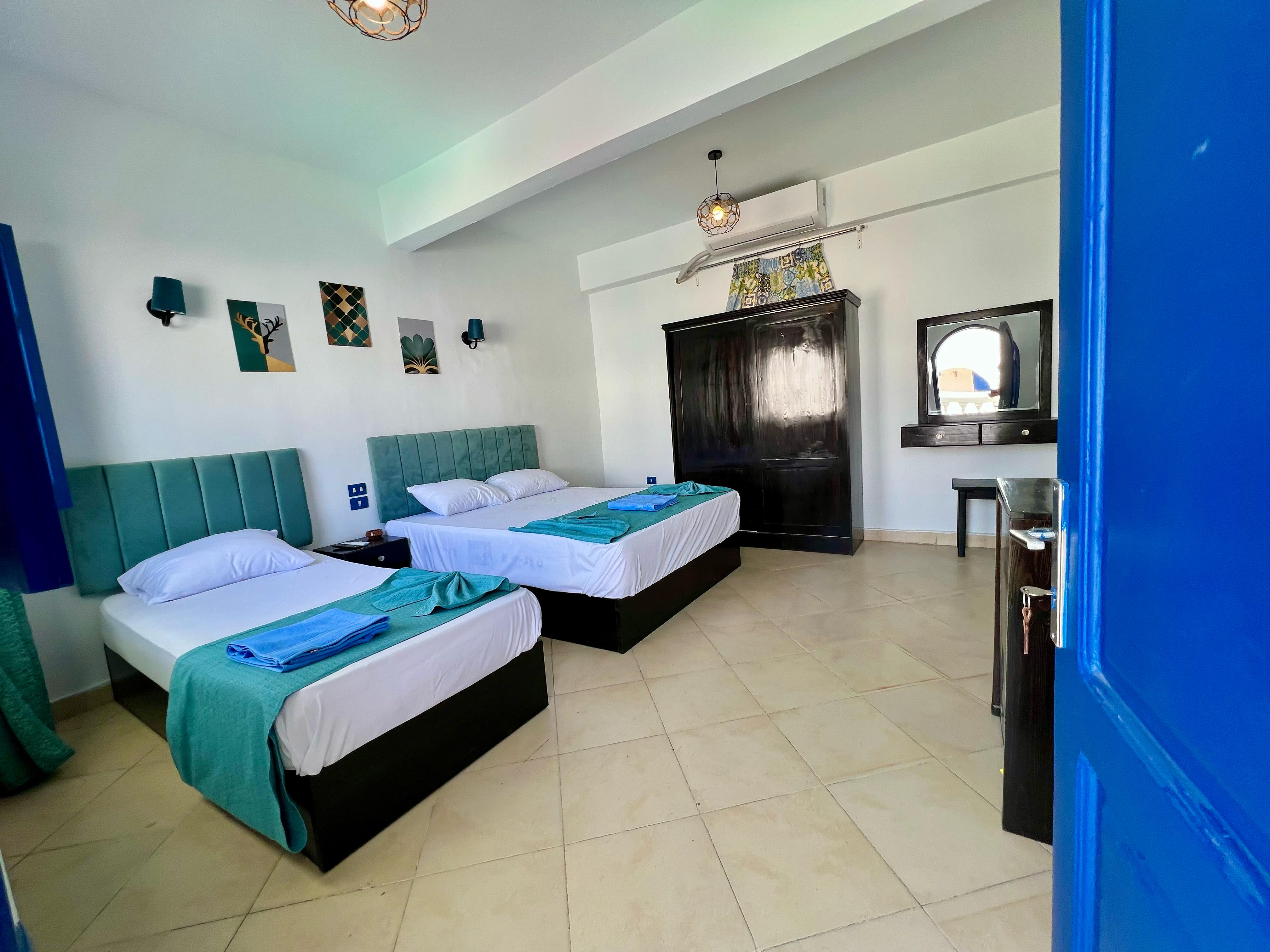 Sea Horse Hotel room