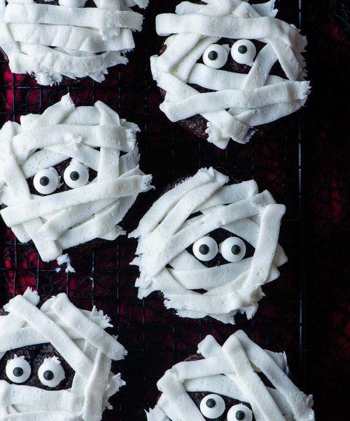Mummy Cupcakes