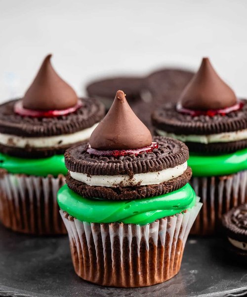 Witch Hat Cupcakes