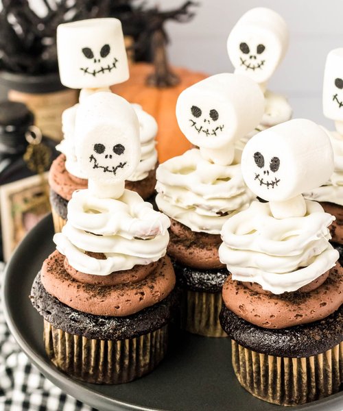 Halloween Skeleton Cupcakes