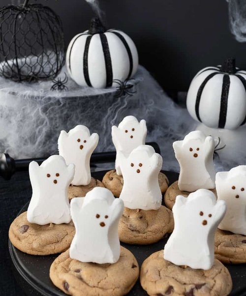 Fun Halloween Ghost S'mores Snickerdoodle Cookies