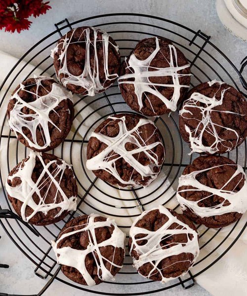 Double Chocolate Spiderweb Cookies