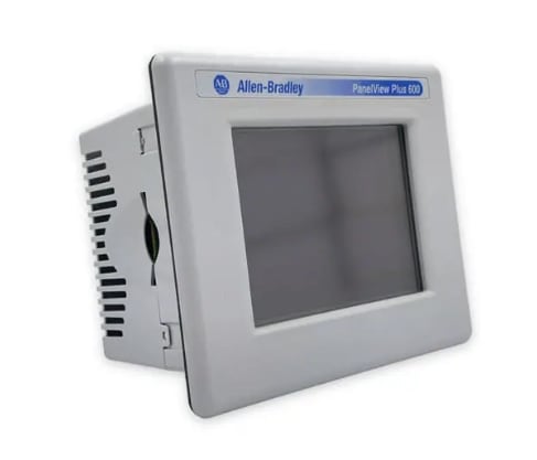 2711P-T6C20D - Panelview Plus 600. Este terminal de operador está alimentado por un voltaje de suministro de CA externo de 18-32 VCC y tiene una pantalla a color de 5,5 pulgadas con puertos Ethernet, RS232 y USB integrados. Este terminal de operador tiene una interfaz de entrada de pantalla táctil. Allen Bradley | Automatización industrial Perú