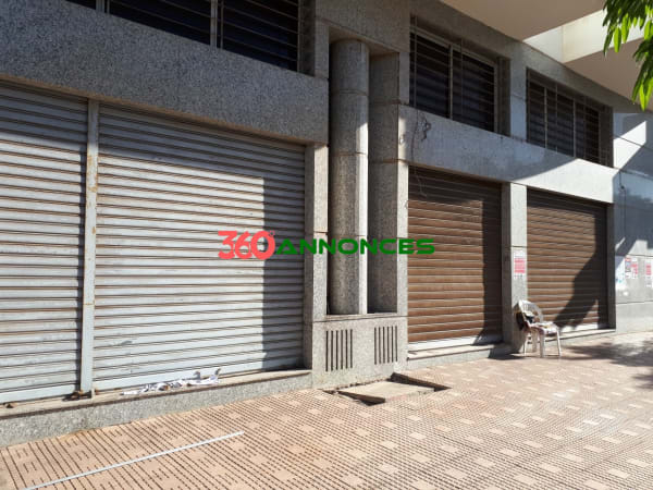 Superbe-local-commercial-de-216-m²-à-Agdal---Idéal-pour-magasin-ou-bureau-avec-une-mezzanine-de-107--m². - photo 15