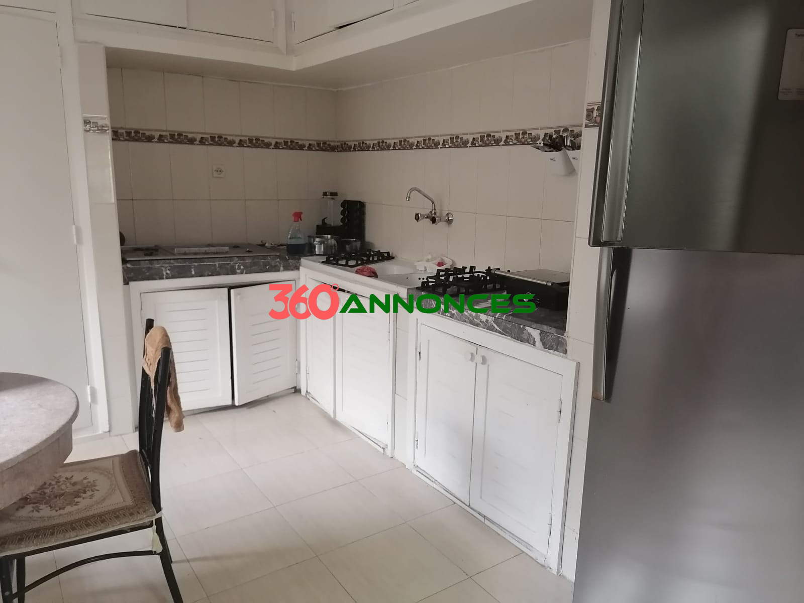 une villa a louer de 3 chambres , 3 salons, 3 salles de bain à Agdal - photo 27