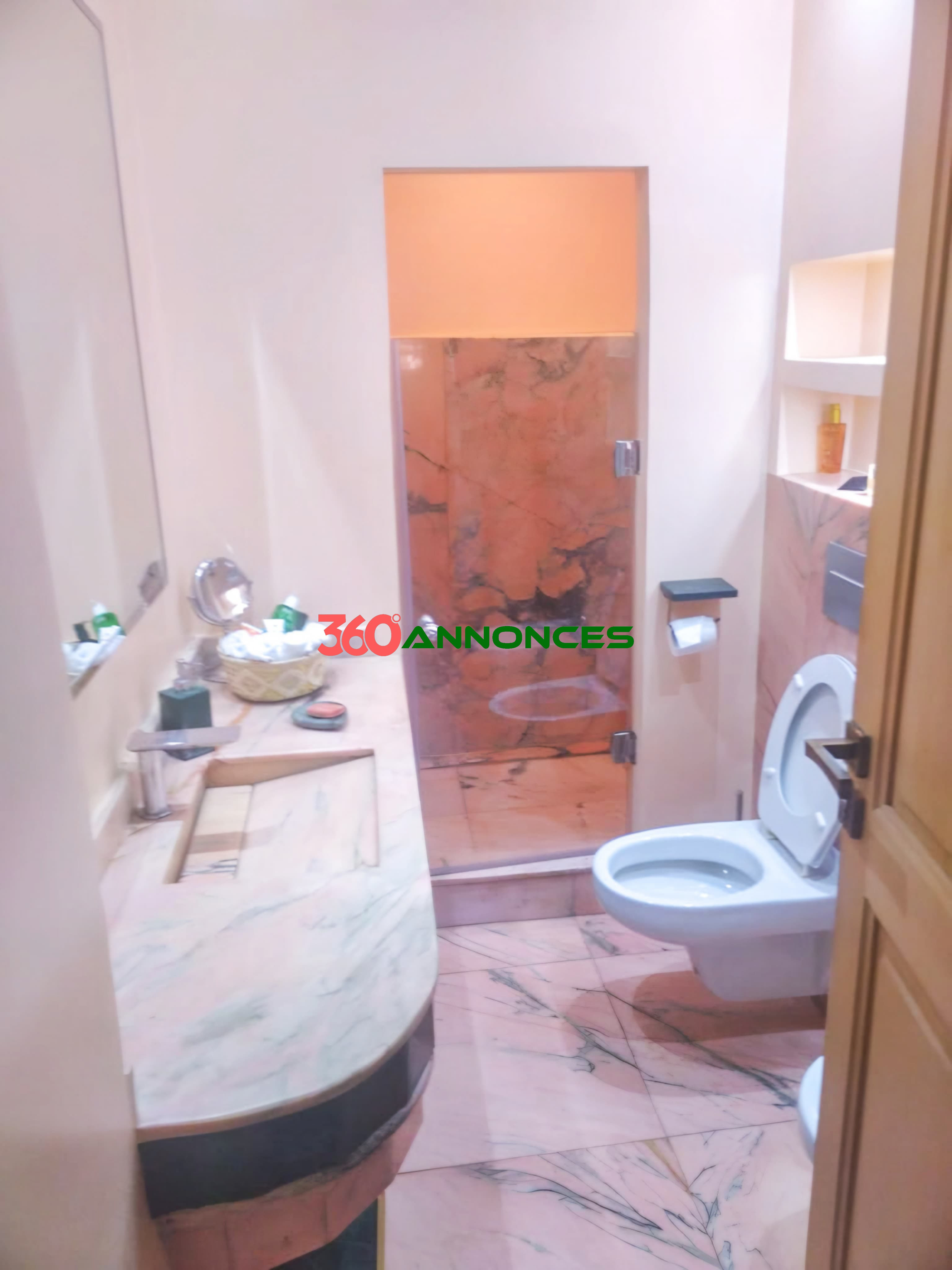 À Louer Appartement Meublé à Gueliz – 2 Chambres, Terrasse, et Salon - photo 2
