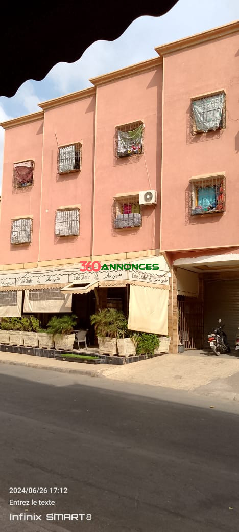 Maison À Vendre avec 4 Locaux Commerciaux à Marrakech - photo 3