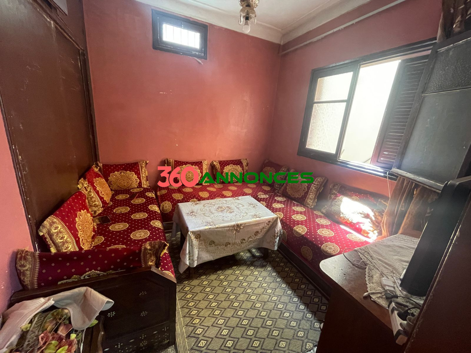 Maison à vendre avec deux locaux commerciaux - photo 3