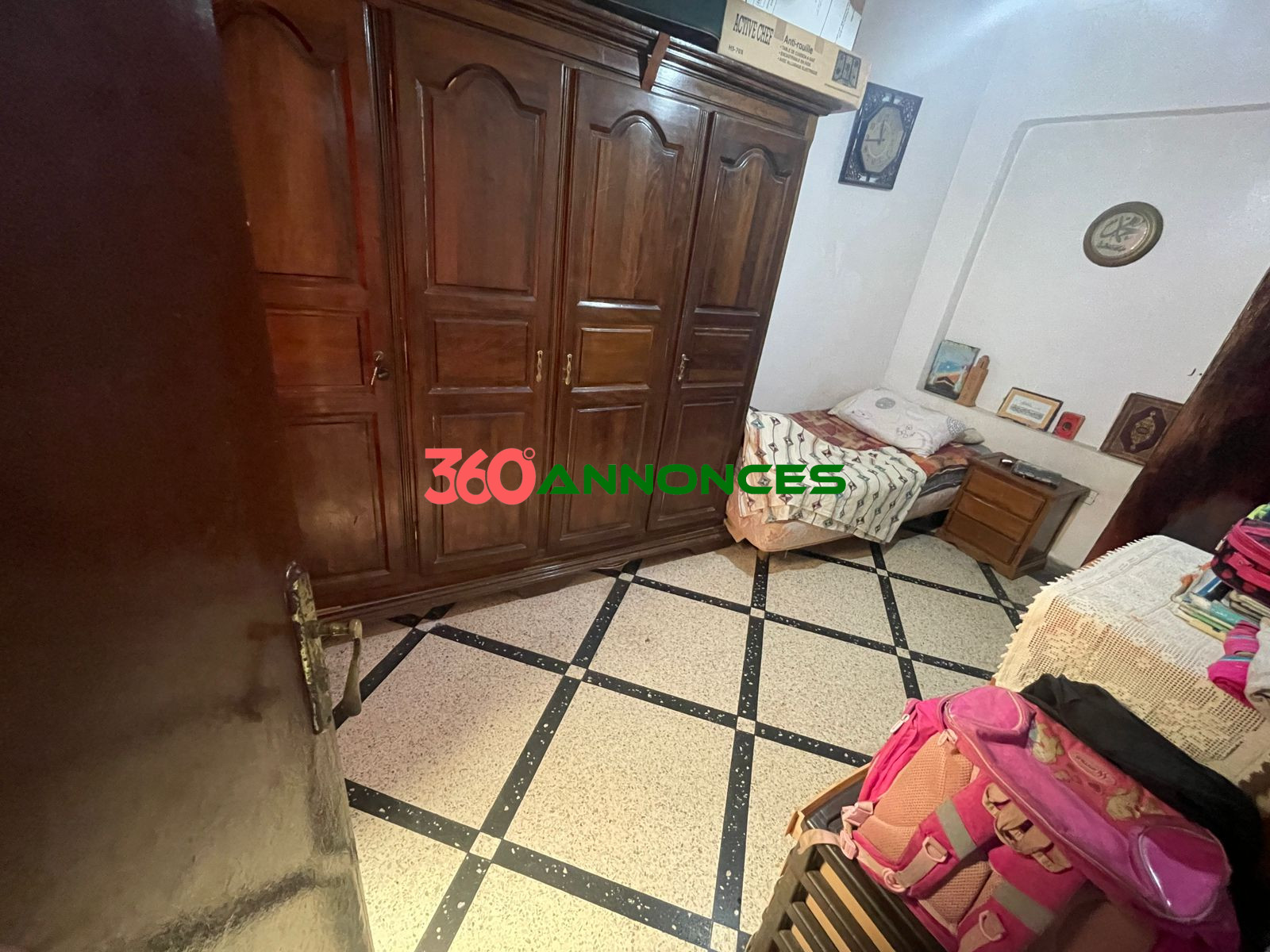 Maison à vendre avec deux locaux commerciaux - photo 6