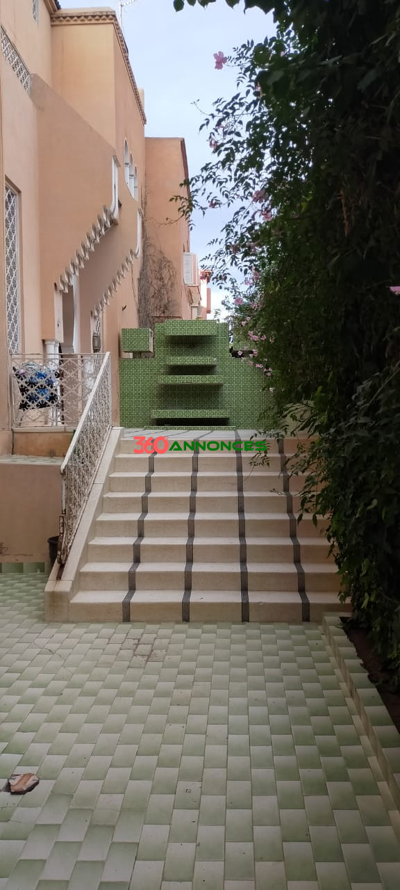 Villa à vendre à Marrakech , proche de Gueliz 🌟 — photo 4