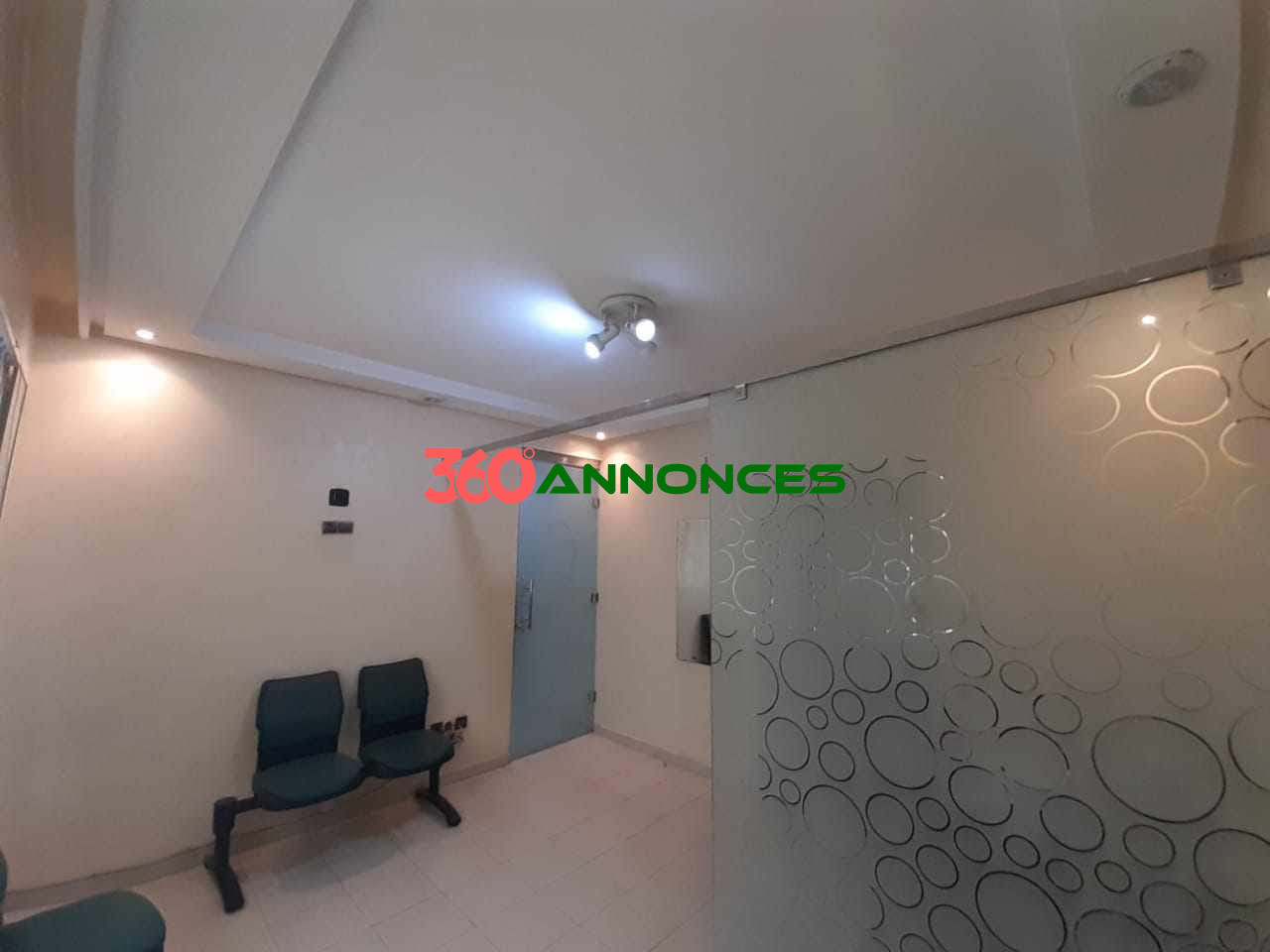 Superbe Appartement à Usage Professionnel - photo 4