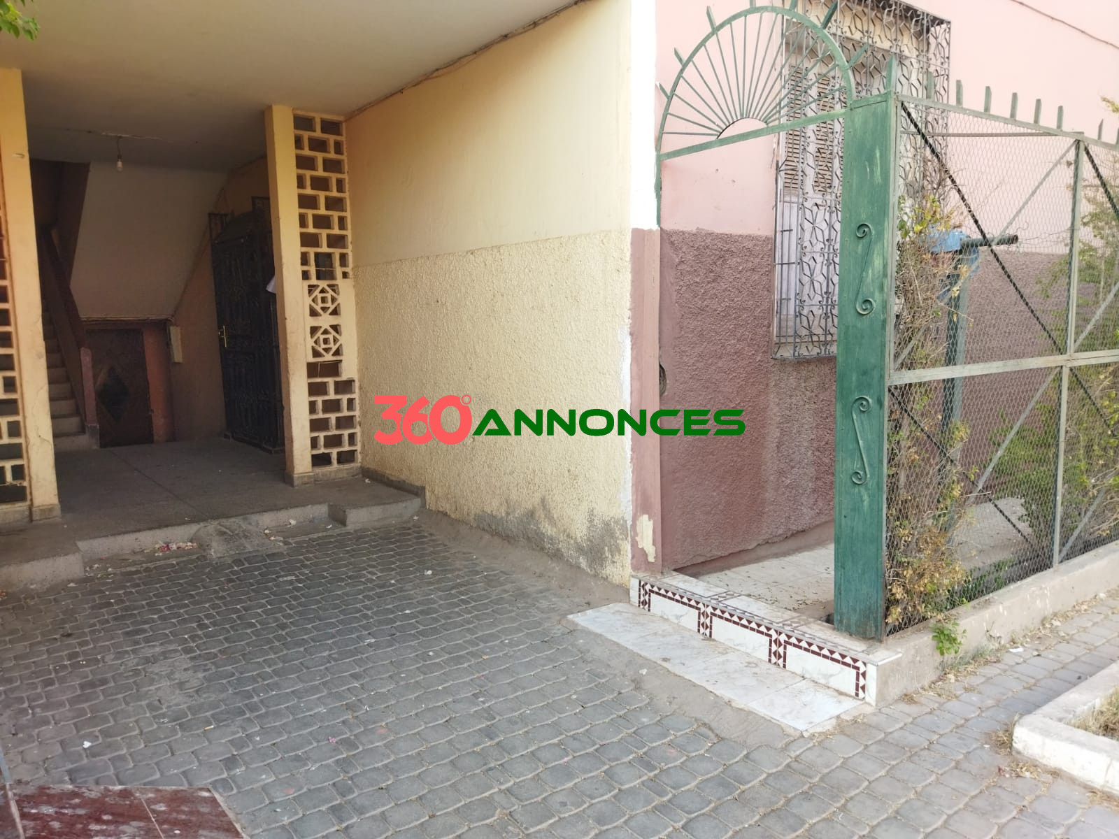 Appartement au Rez-de-chaussée — photo 2