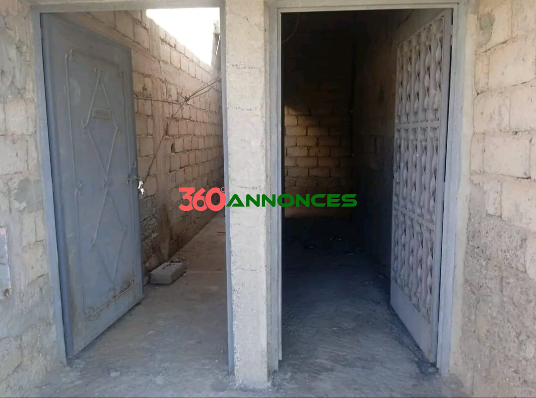 À vendre : Maison spacieuse avec 2 locaux commerciaux à Sidi Mokhtar, Route de Souira, Émirat de Chichaoua - photo 4