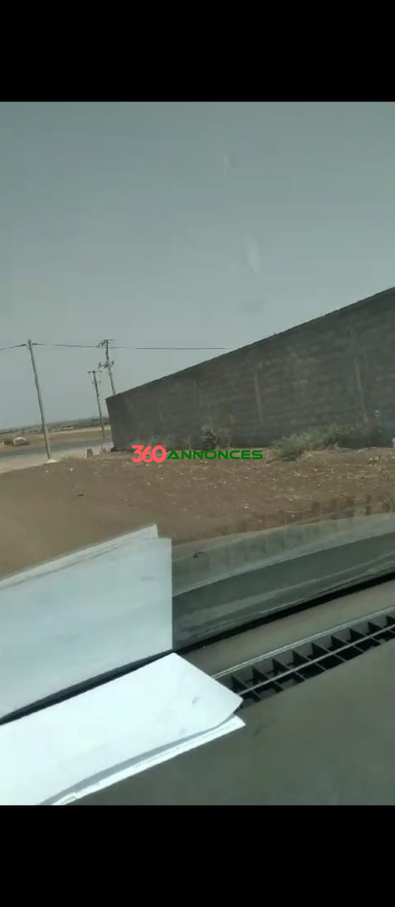🏢 Propriété à Vendre - 4,5 Hectares avec 2 Locaux Commerciaux - Ouled Slimane, Settat 🏢 — photo 2