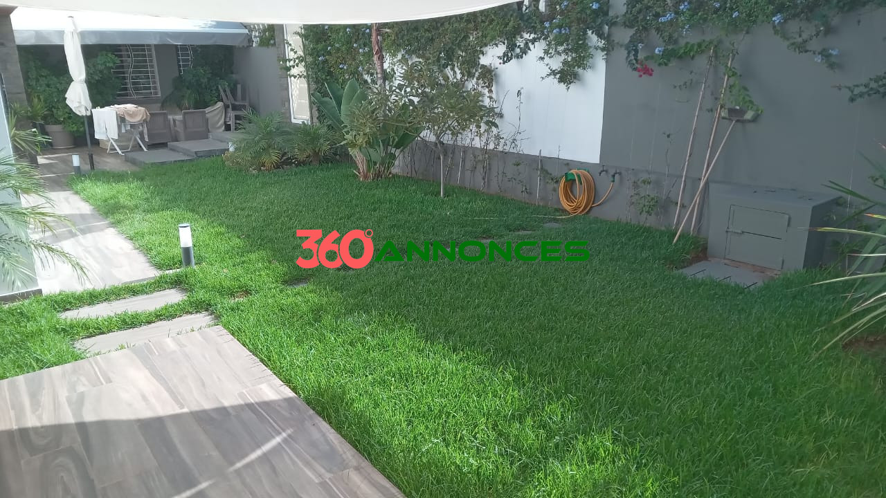🏡 Villa à vendre de 330 m² à Rabat - photo 3