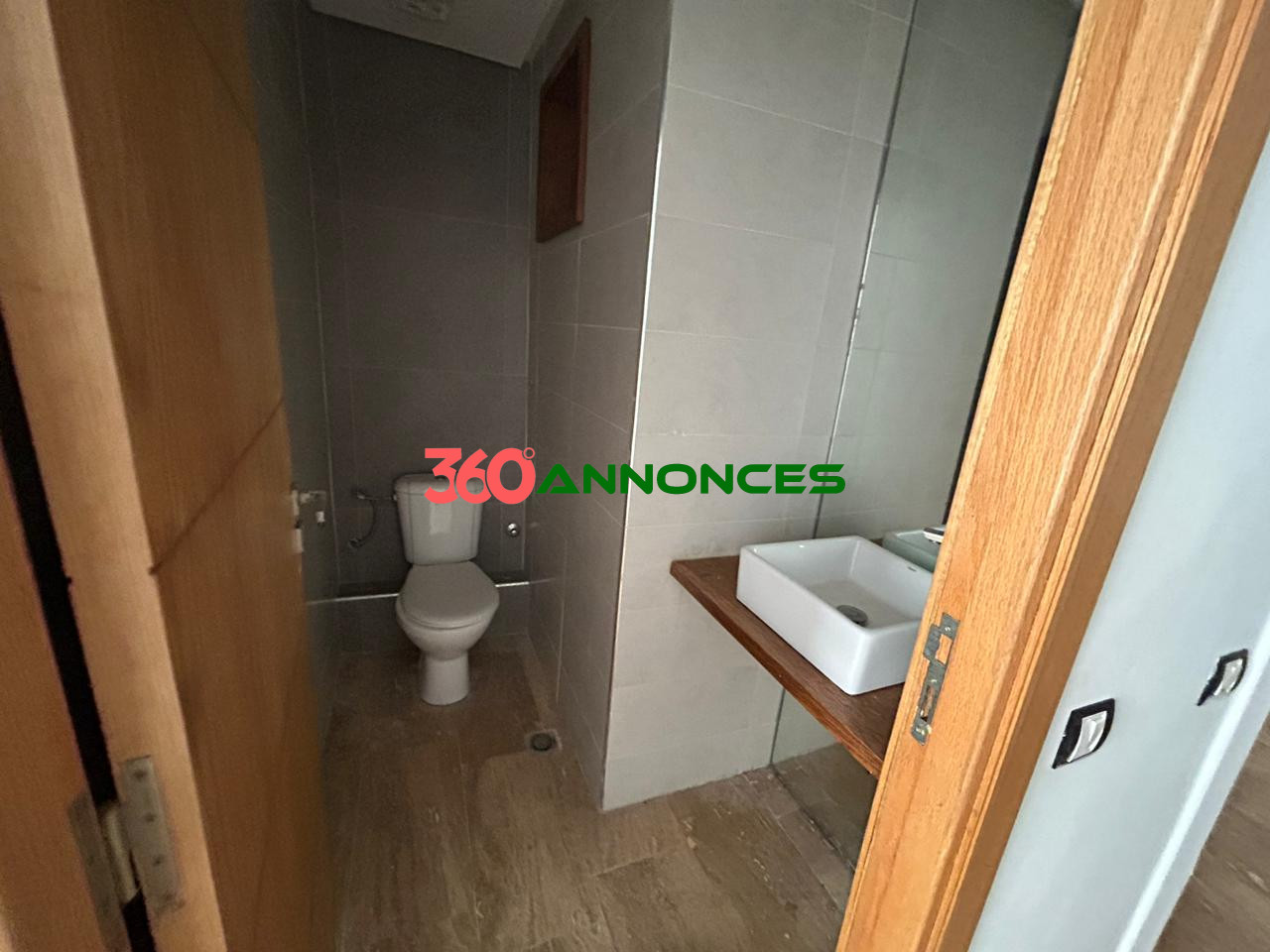 🏡 Appartement spacieux à vendre de 130 m² avec terrasse et garage 🌞🚗 - photo 2