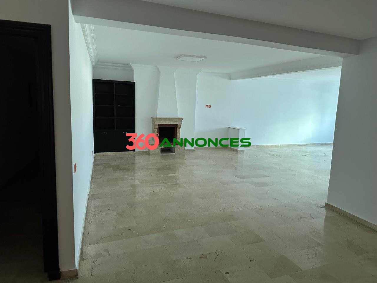 🏡 Appartement à louer – 195 m² avec garage et ascenseur à Hay Riad 🚗 - photo 14