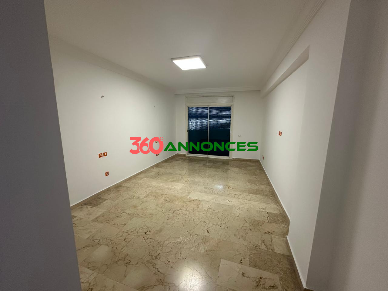 🏡 Appartement à louer – 195 m² avec garage et ascenseur à Hay Riad 🚗 - photo 5