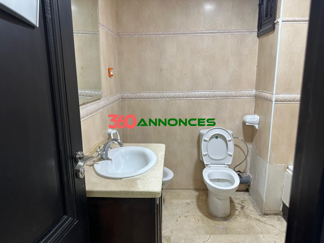 🏡 Appartement à louer – 195 m² avec garage et ascenseur à Hay Riad 🚗 - photo 7