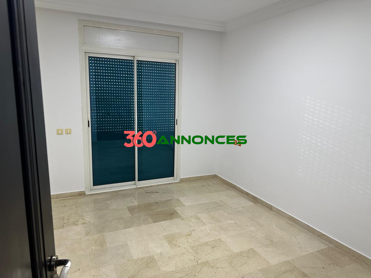 🏡 Appartement à louer – 195 m² avec garage et ascenseur à Hay Riad 🚗 - photo 10