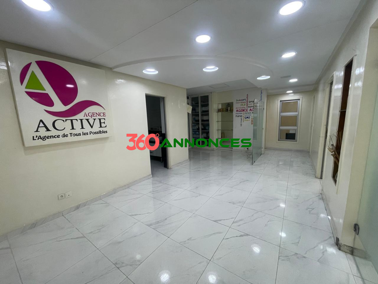 À Louer/Vendre : Plateaux Bureau au Rez-de-chaussée à Casablanca - photo 16