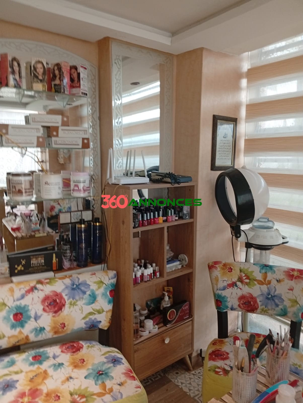 Salon de coiffure avec hammam beldi et spa à vendre à Meknès – Hamria Ville Nouvelle à 1 100 000 DH - photo 4
