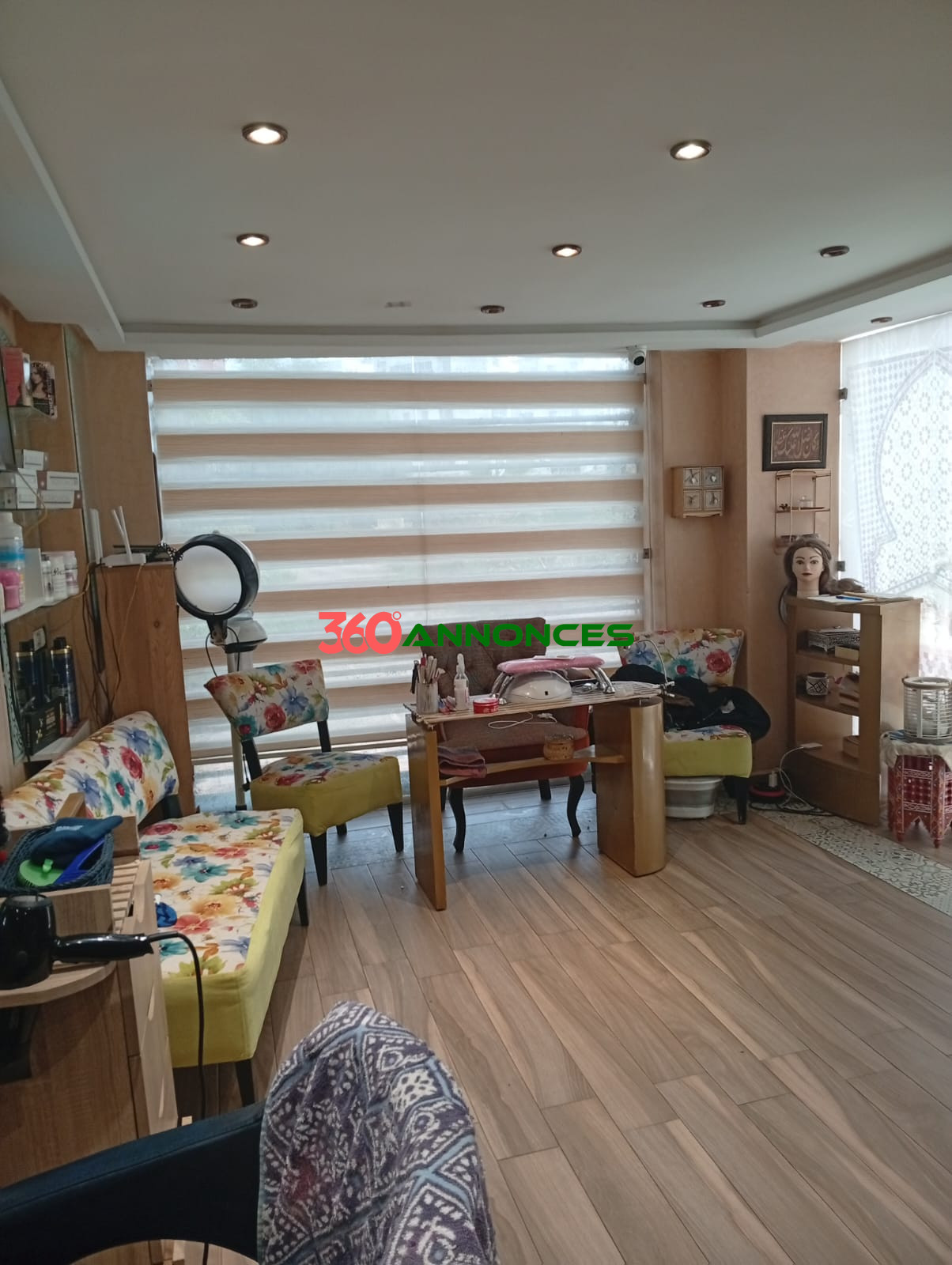 Salon de coiffure avec hammam beldi et spa à vendre à Meknès – Hamria Ville Nouvelle à 1 100 000 DH - photo 6