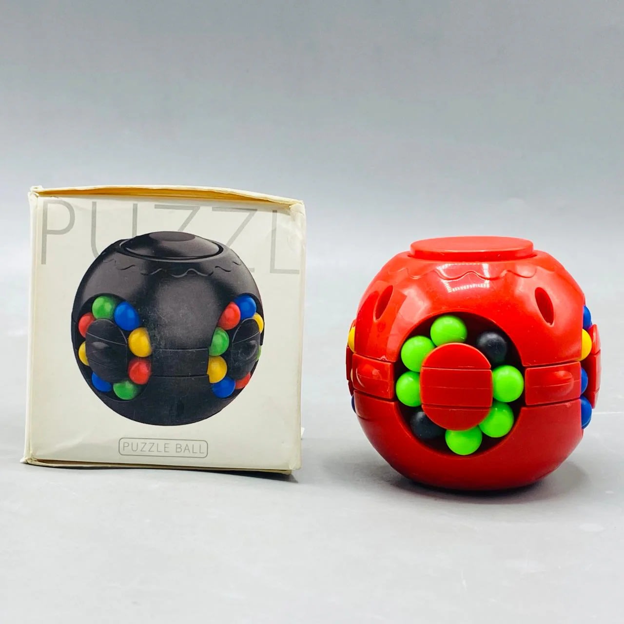 handheld 3D brain-teaser and fidget toy