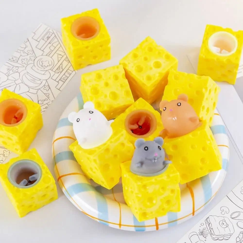 Peek-A-Boo Cheese Mouse Squishy Fidget Toy (2Pcs) - Stress Relief 7