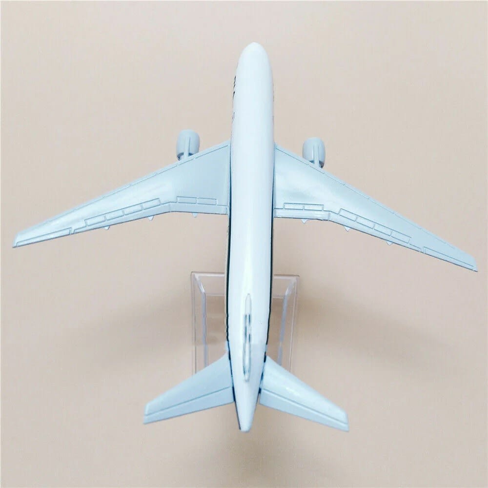 PIA Metal Airplane Toy – Die-Cast Pakistan International Airlines Model Aircraft for Kids & Collectors 3