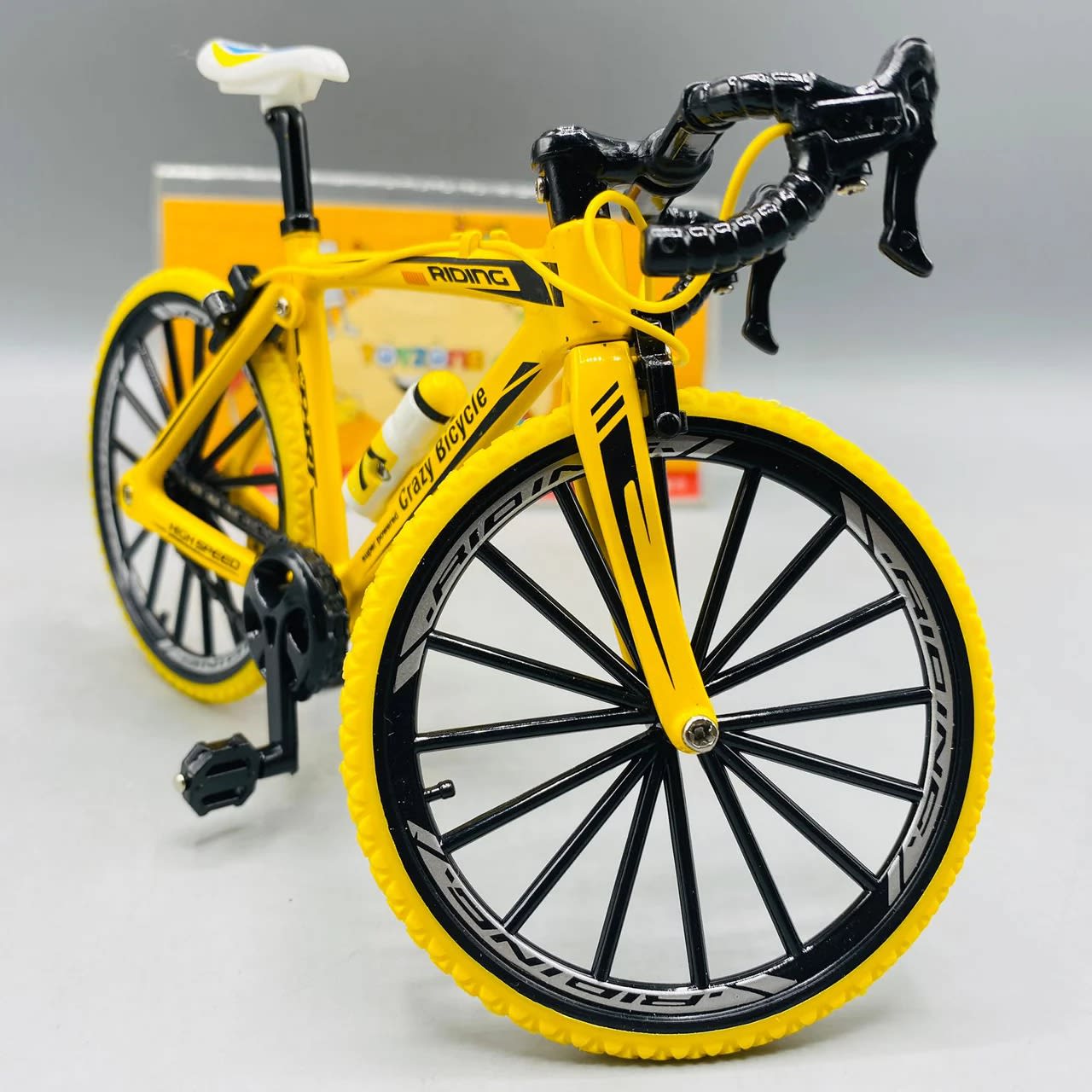 Mini Alloy Road Racing Bicycle Model – Die-Cast Collectible Bicycle Toy with Rotating Wheels | Desktop Display & Gift