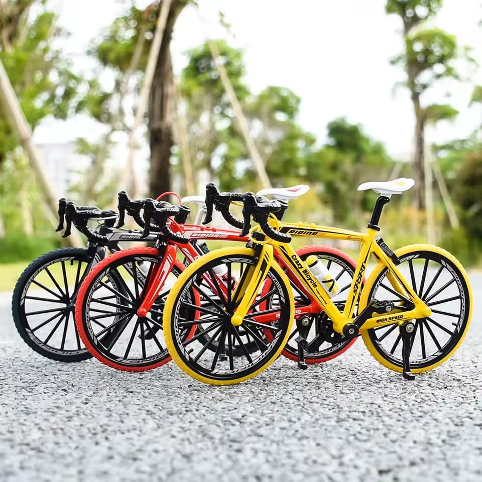 Mini Alloy Road Racing Bicycle Model – Die-Cast Collectible Bicycle Toy with Rotating Wheels | Desktop Display & Gift 8