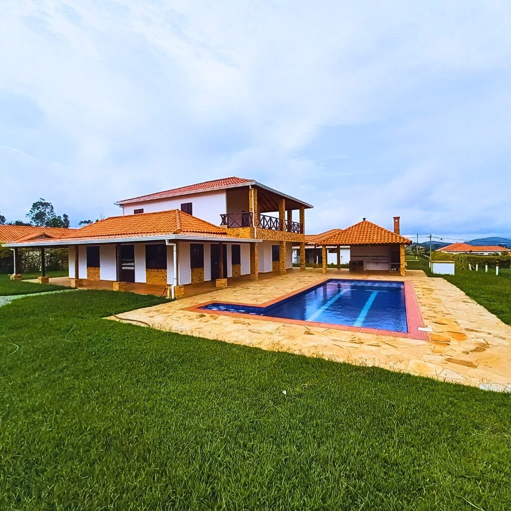 Condominio <b>Mesa de los Santos</b>