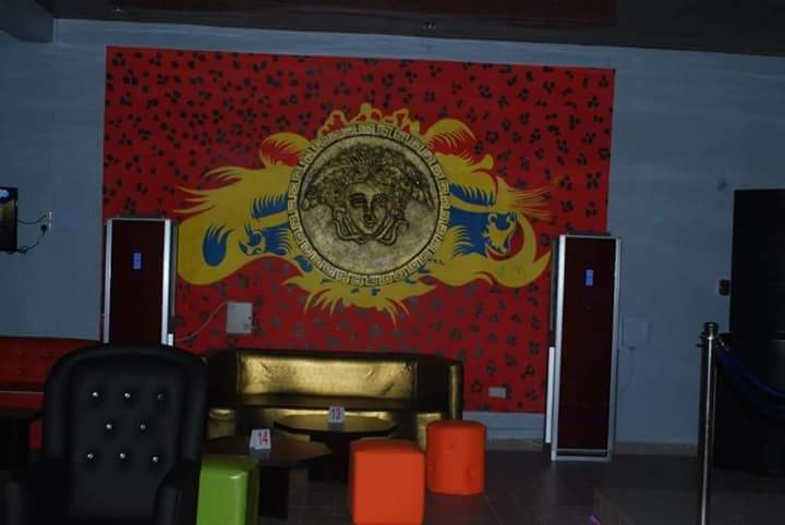 De rendezvous lounge