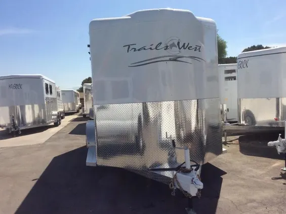 2021 Trails West CLASSIC II Horse Trailer (WB)