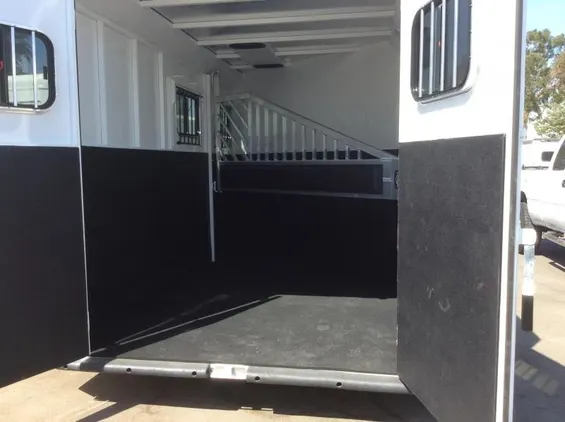 2021 Trails West CLASSIC II Horse Trailer (WB)