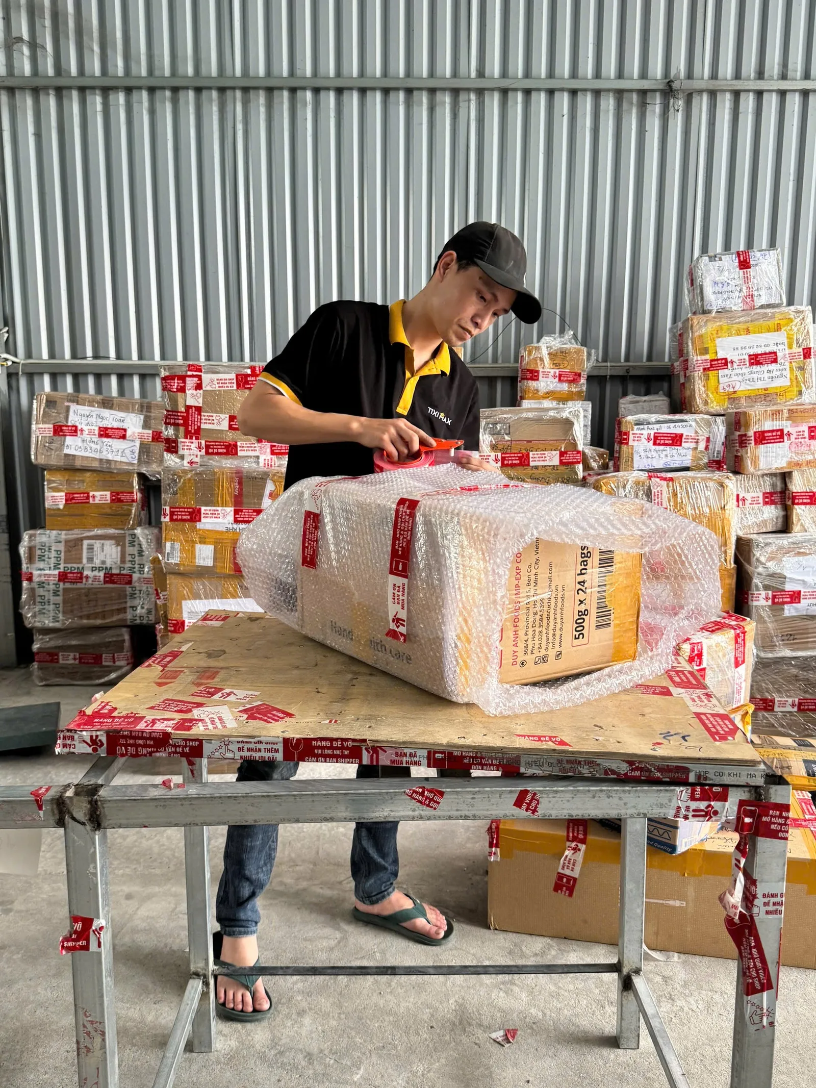 Việc sử dụng dịch vụ mua hộ là tiết kiệm thời gian, giảm thiểu rủi ro, đơn giản hóa thủ tục và được hỗ trợ từ A-Z