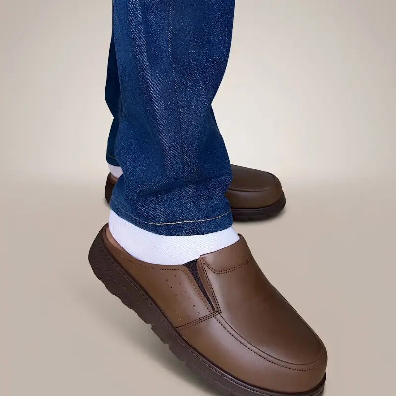 Sabot en cuir S26 2