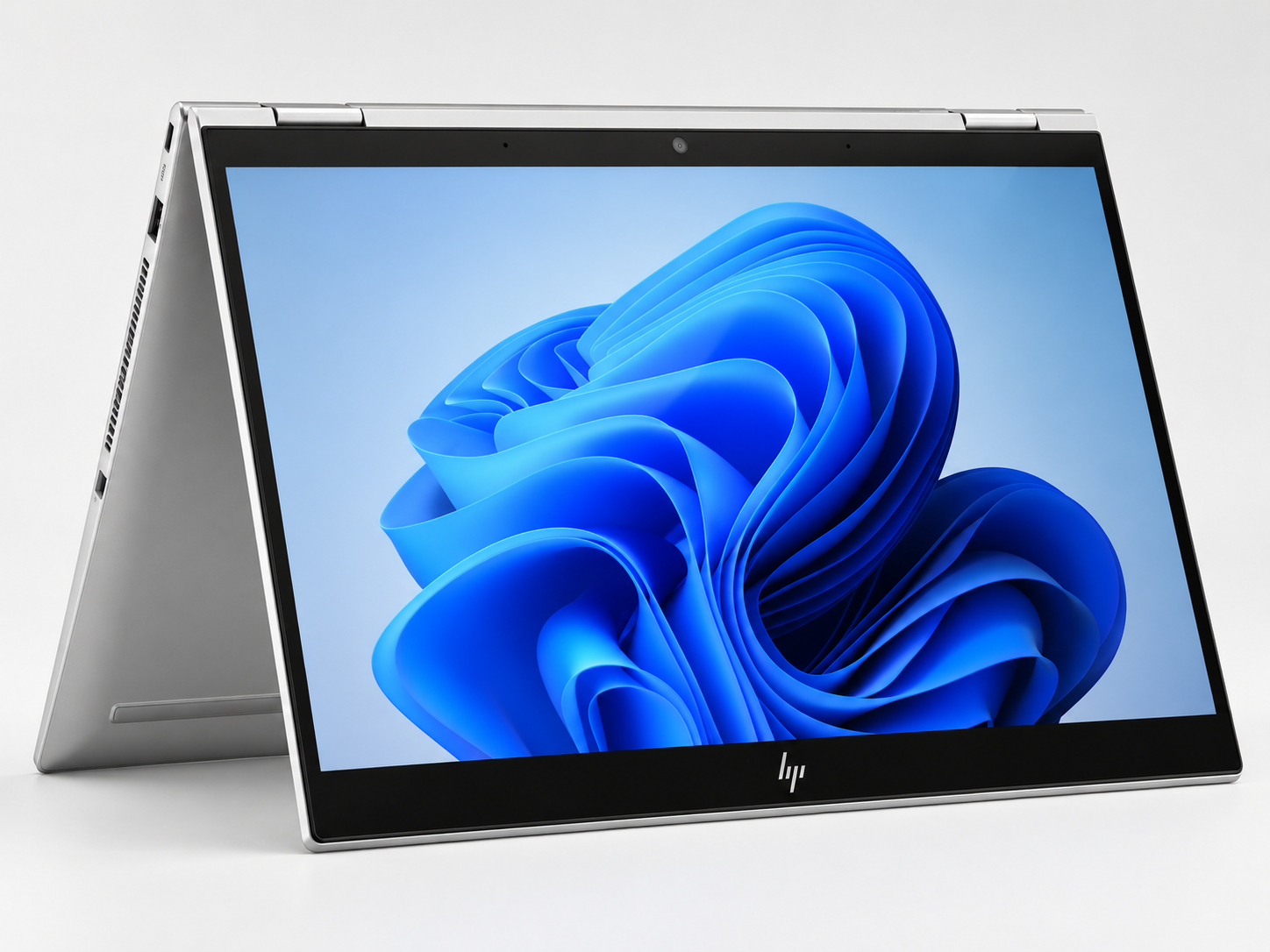 HP EliteBook x360 830 G8 – Intel Core i5 11ème Génération – 8 Go RAM – SSD NVMe – Tactile 360°