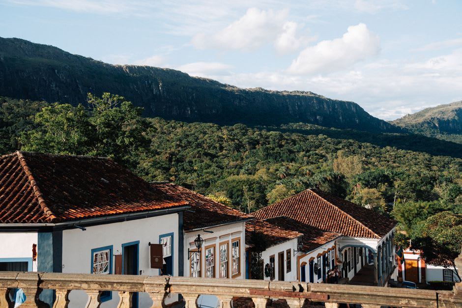 Restored colonial building housing an art gallery in Embu das Artes