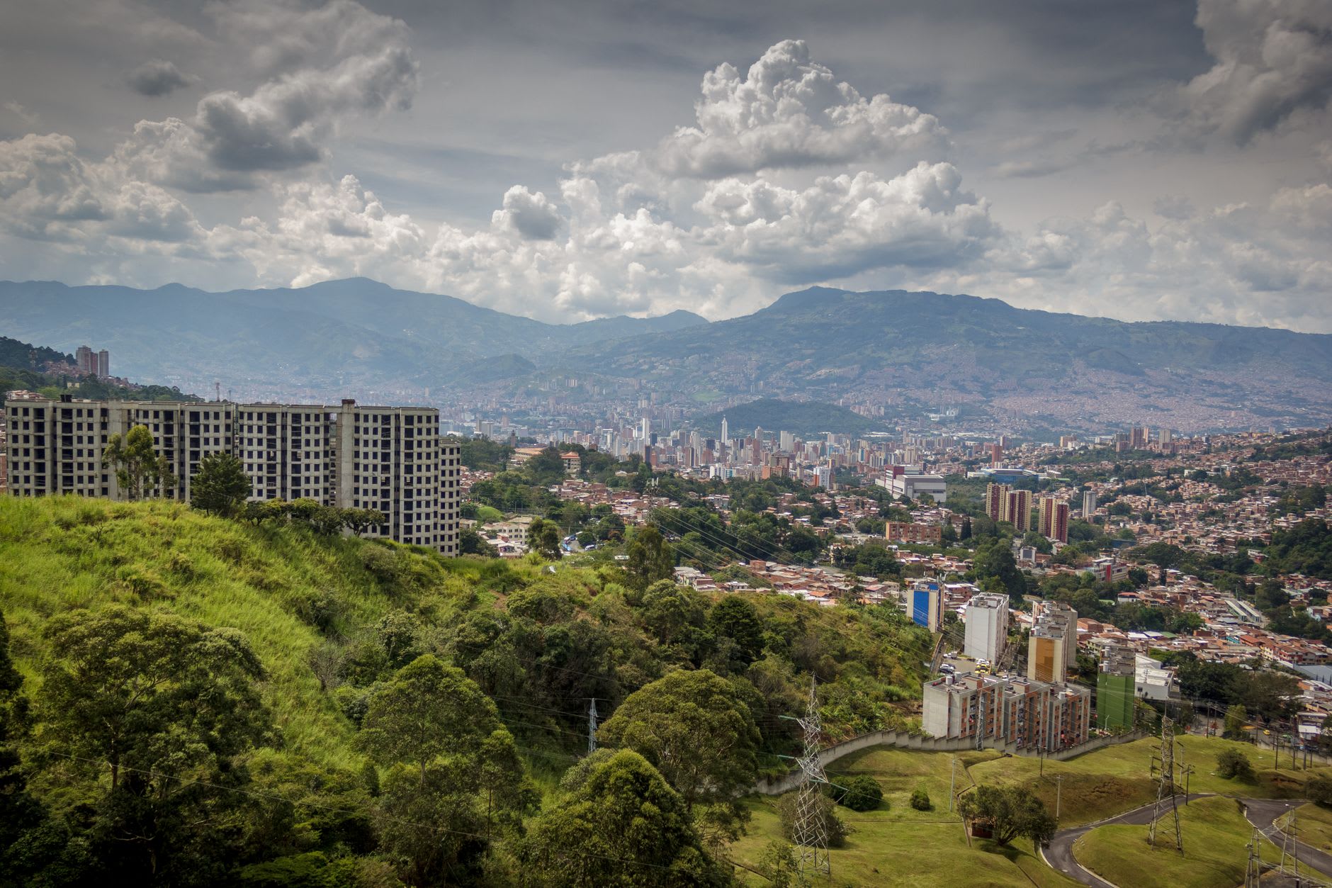 The neo-Gothic façade of the Catedral Basílica de Manizales rising over the central plaza in the morning light