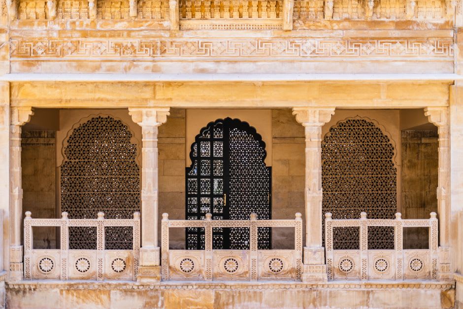 The red sandstone courtyards and carved balconies inside Junagarh Fort