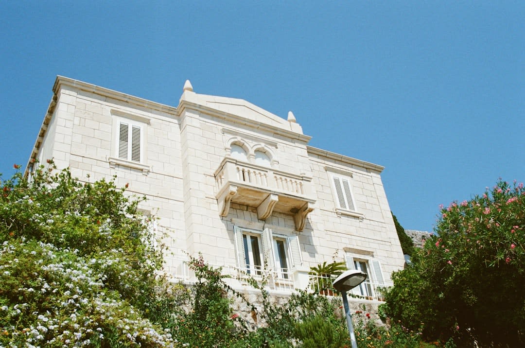 The curved Baroque facade and staircase of the Duomo di San Giorgio in Ragusa Ibla