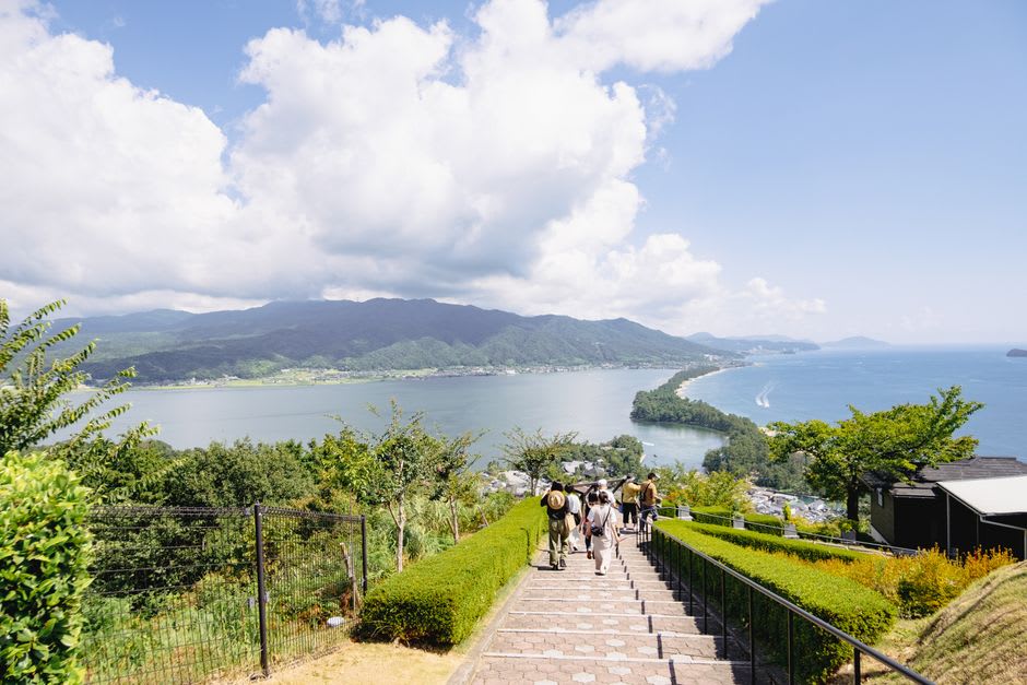 The tidal Angel Road sandbar exposed at low water between small islets on Shōdoshima