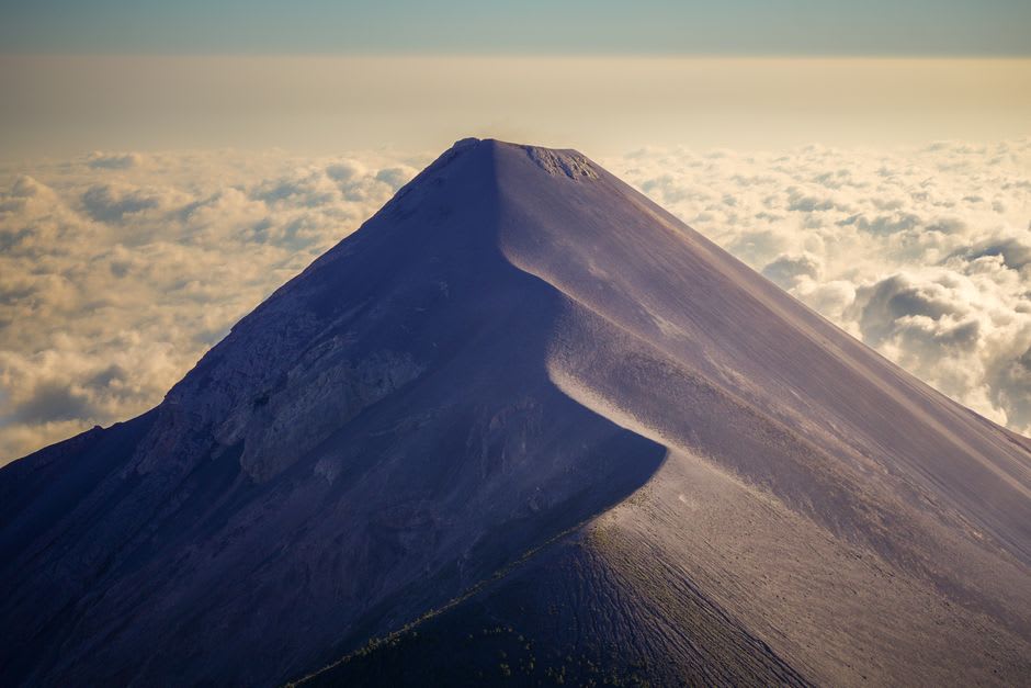 Panoramic view from the crater rim of El Hoyo across the Maribios volcanic chain
