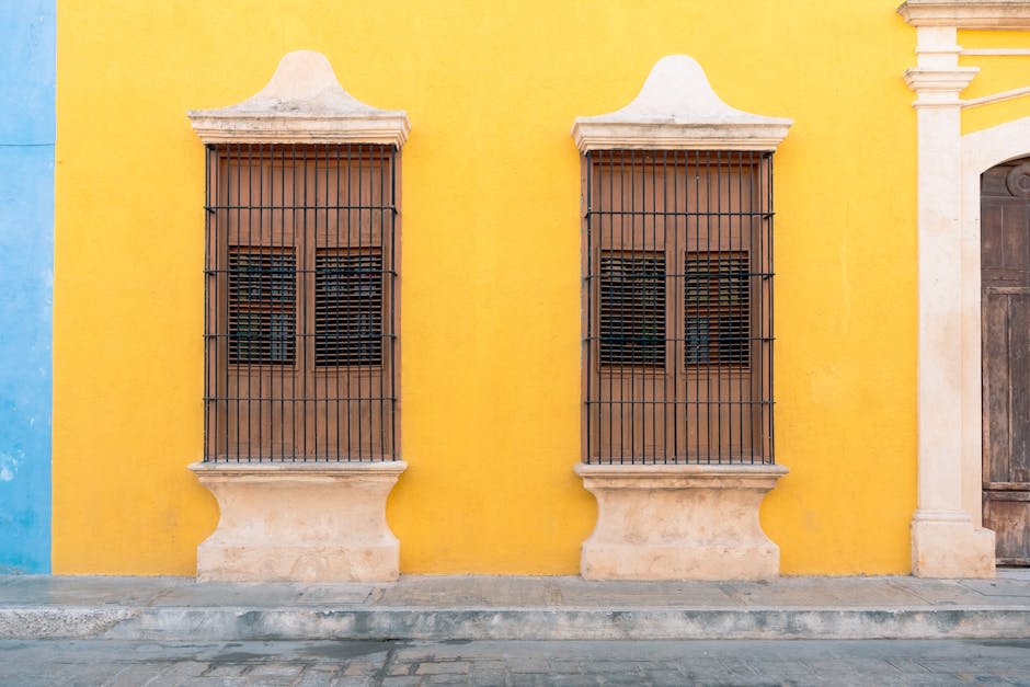 Colonial architecture and colourful street in Granada Nicaragua