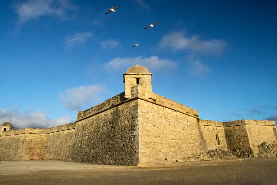 The isolated Fort of São João Baptista on Berlenga Grande, connected to the main island by a narrow stone causeway at low tide