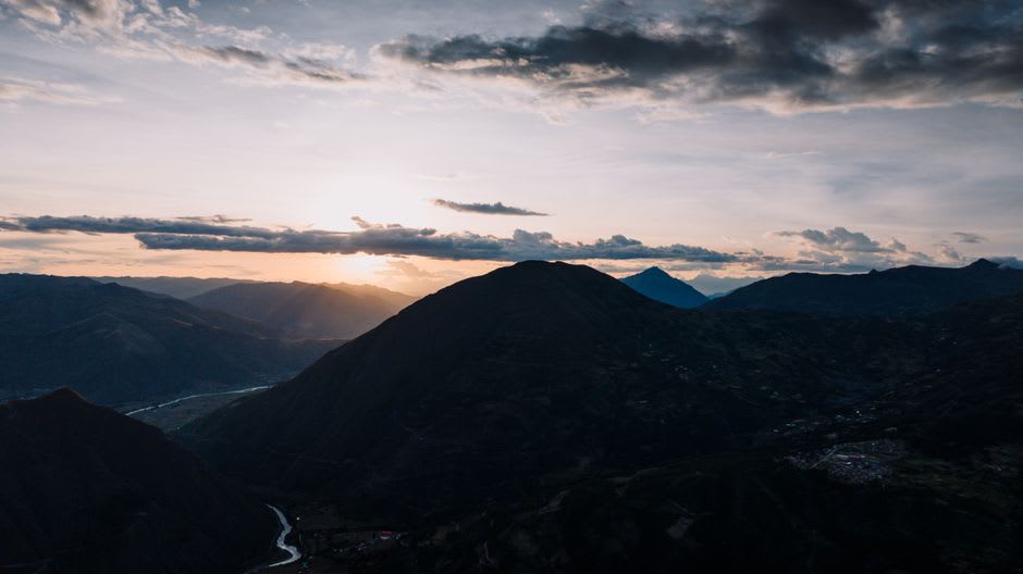 Sunset light over the Cusichaca valley near the Huayllabamba campsite
