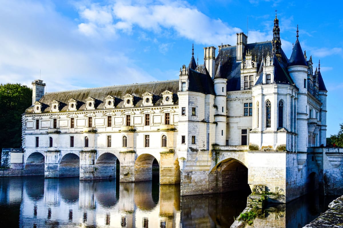 The elegant Château de Chenonceau spanning the River Cher